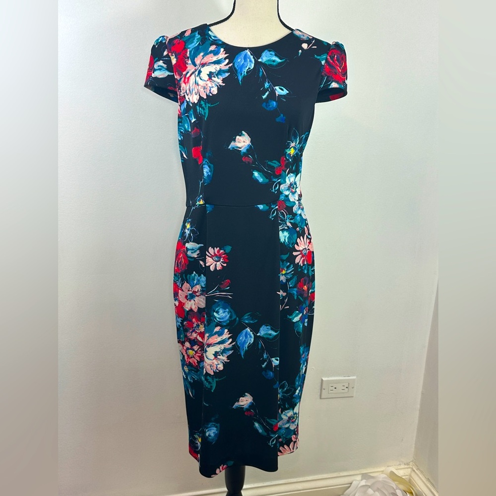 Betsey Johnson Floral Sheath Dress sz 8